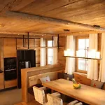 Maierl-alm & Maierl-chalets Ξενοδοχείο με διαμερίσματα 4*