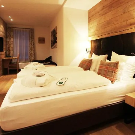 Maierl-alm & Maierl-chalets Apart-hotel