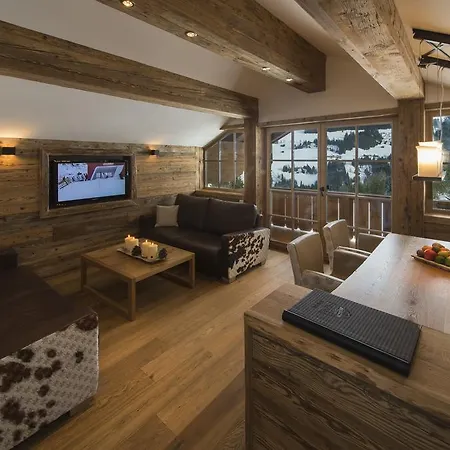 Maierl-alm&maierl-chalets Aparthotel 4*