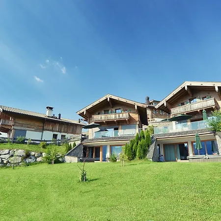 Aparthotel Maierl-alm&maierl-chalets 4*