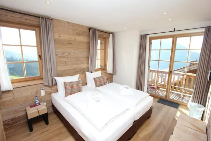 Aparthotel Maierl-alm & Maierl-chalets