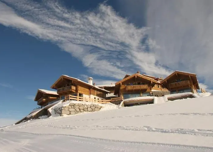 Aparthotel Maierl-alm & Maierl-chalets 4*