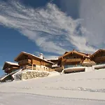 Apartahotel Maierl-alm & Maierl-chalets 4*